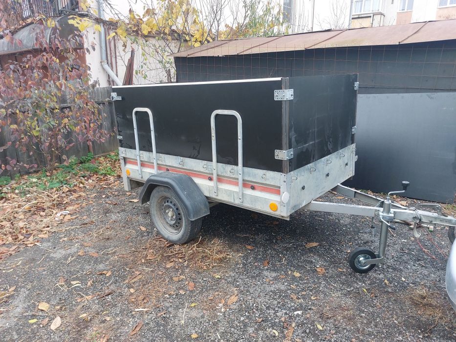 Inchiriez remorca 750 kg