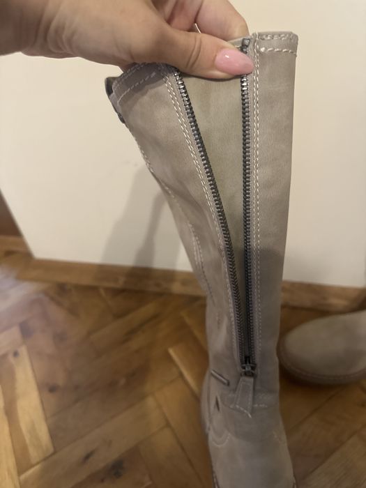 Ватирани ботуши нови