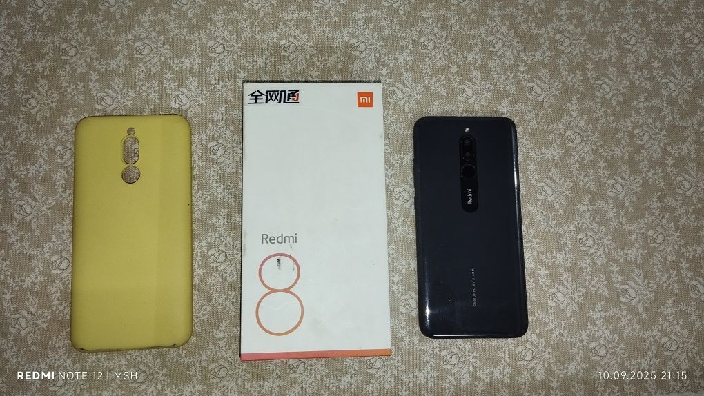 Redmi 8  4/64 в отличном состоянии