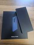 Samsung Z Fold 6 cutie deschisa