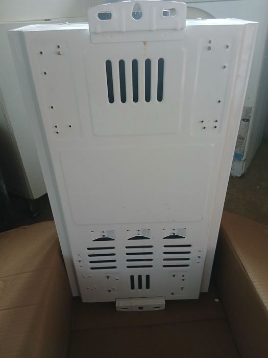 Instant apă caldă CALORE TN11 – tiraj natural, pe GPL/Gaz, ca nou, în