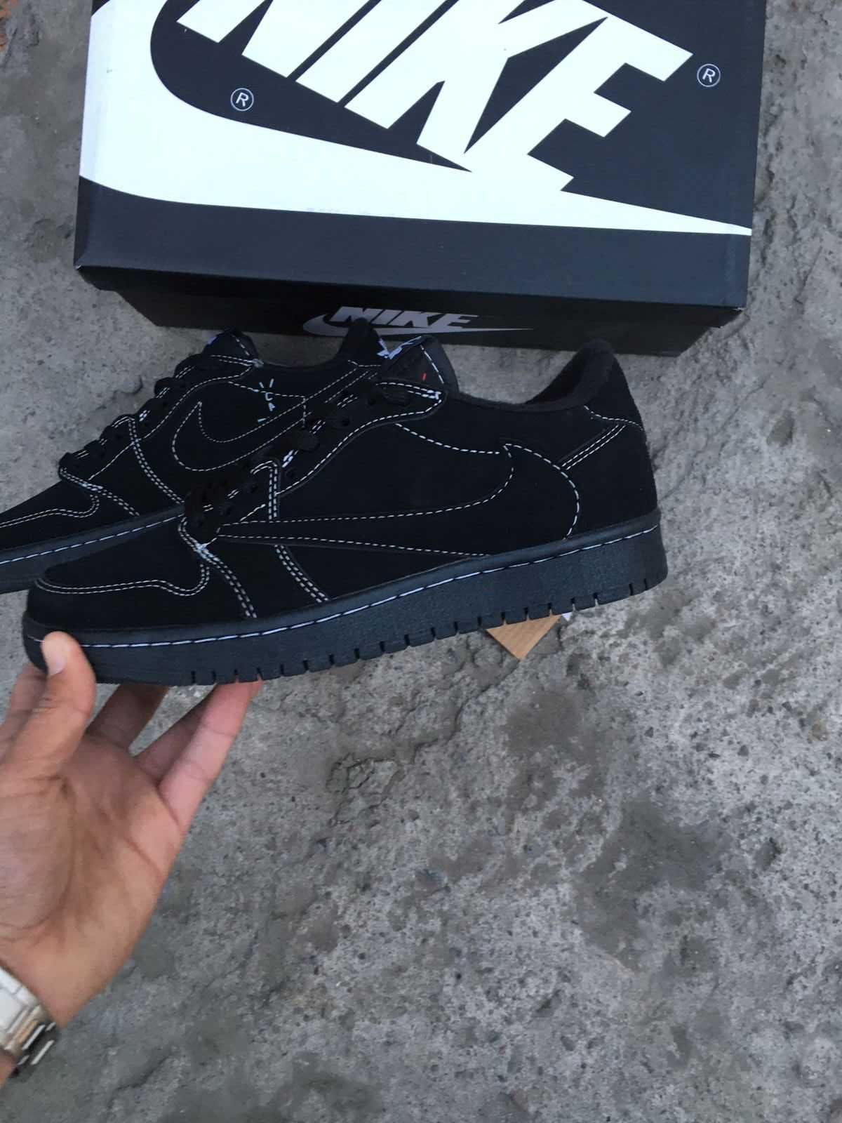 Air Jordan 1 Retro Low OG SP "Travis Scott - Black Phantom