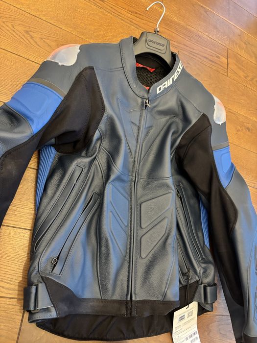 Geaca Dainese, noua, cu eticheta