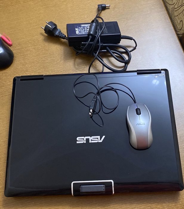 Продам Ноутбук ASUS M51T