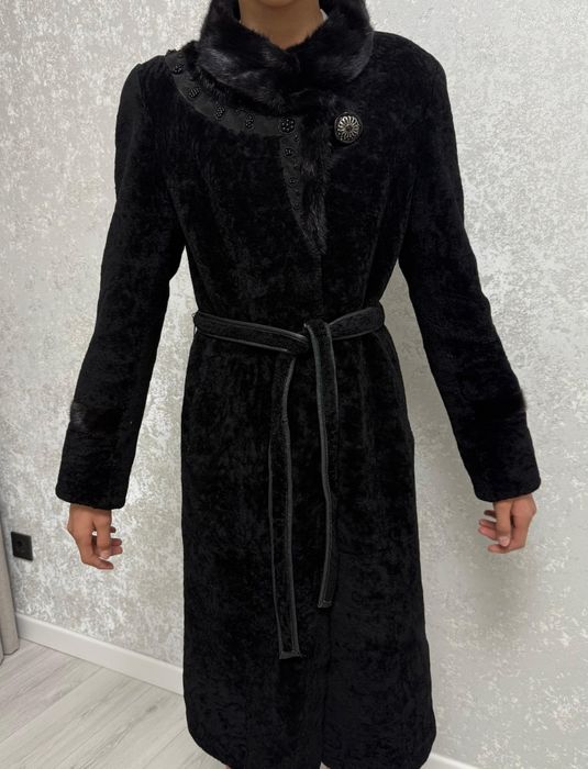 Мутон шуба, воротник из норки!