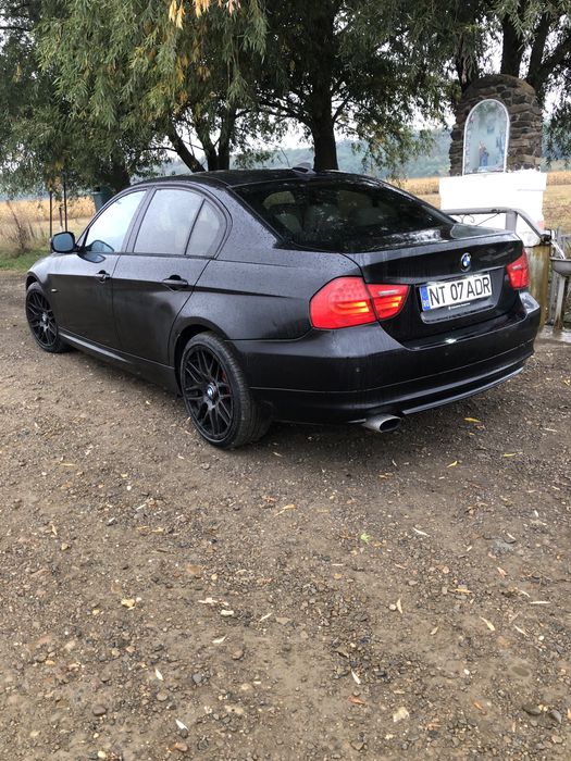 Bmw e 90 facelift 2010