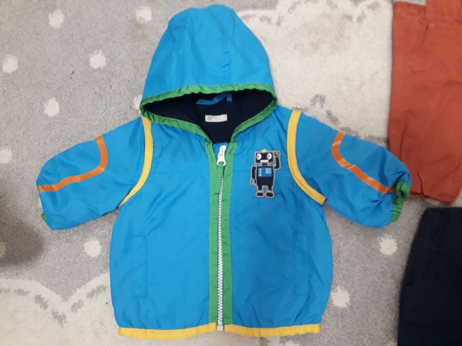 Нови дрешки Benetton за бебе 0-3 мес.