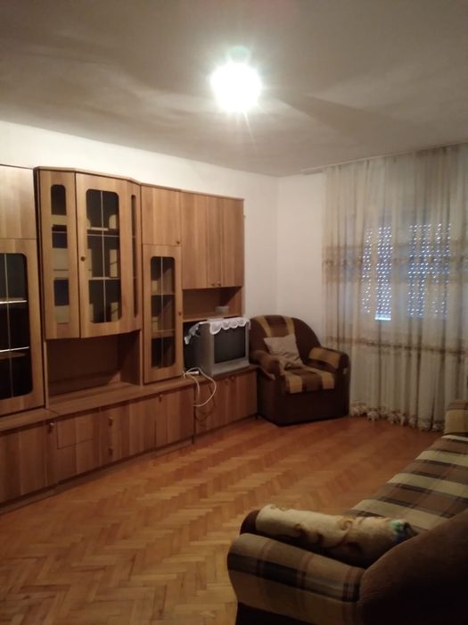 Apartment cu 3 camera de anchiriat