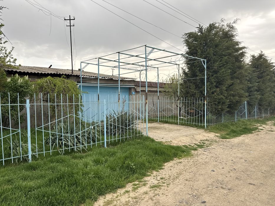 Uchastka sotiladi Nazarbek Tekistil