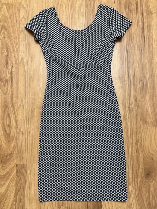 Дамска рокля по тялото