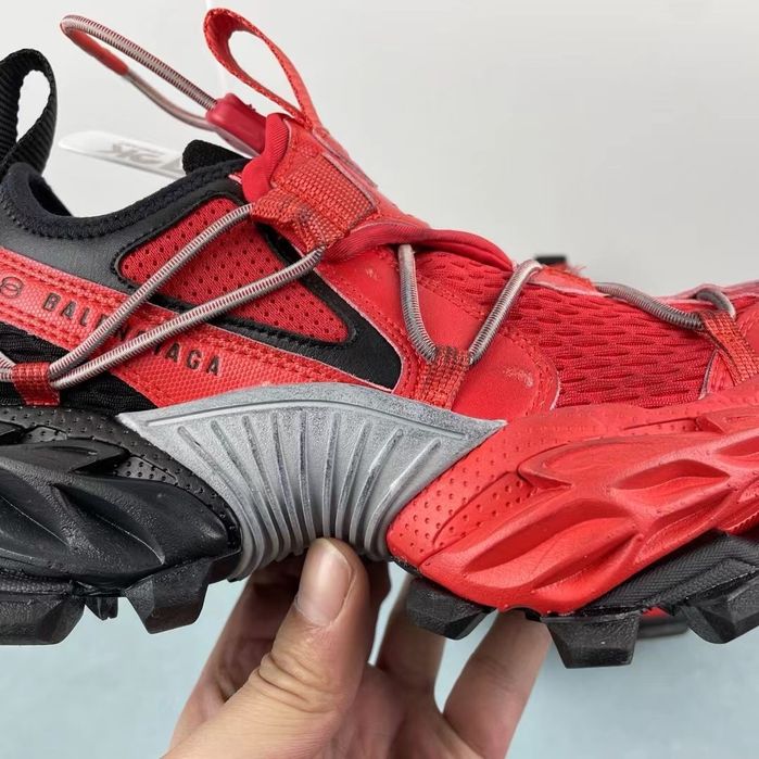Balenciaga Hike 2025