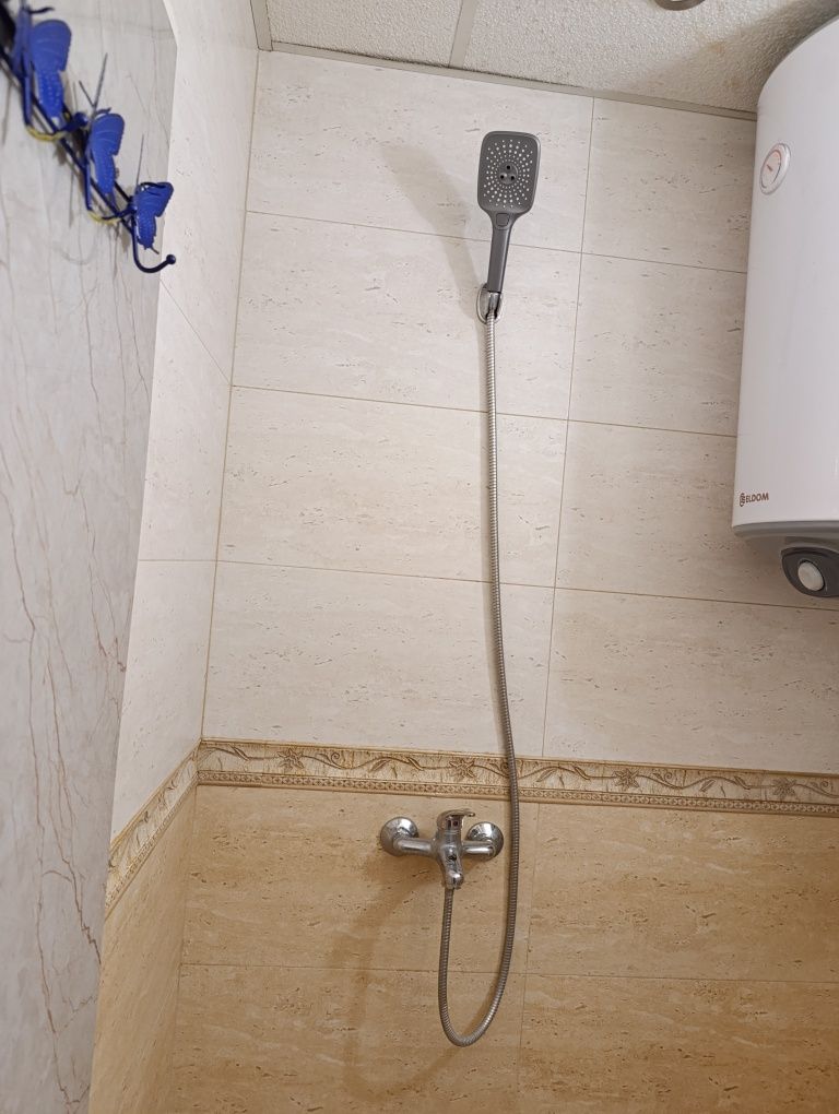 Дава се под наем Тристаен апартамент в Шумен, Център - 85 кв.м за 229.5 € - Снимка #13