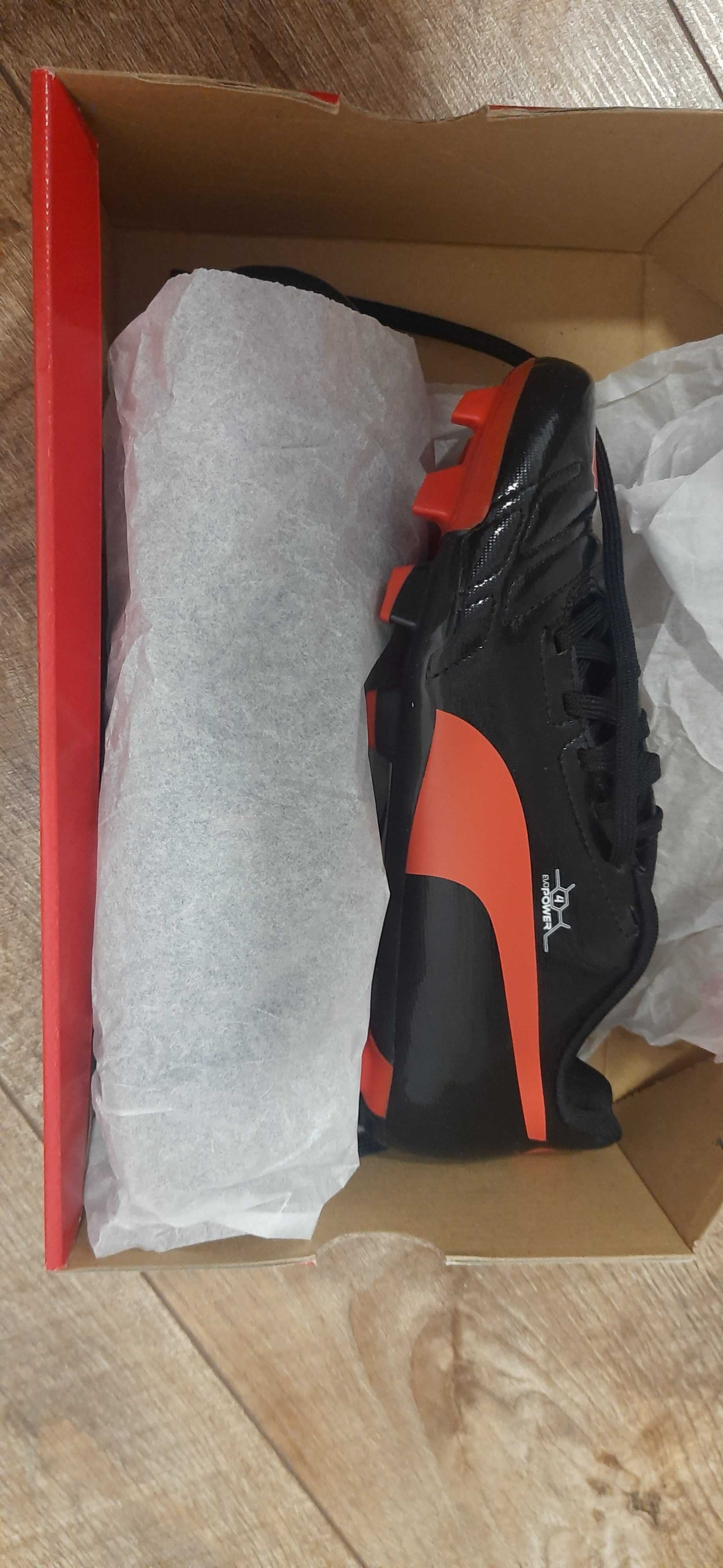 Последен брой н.38 Puma футболни обувки
