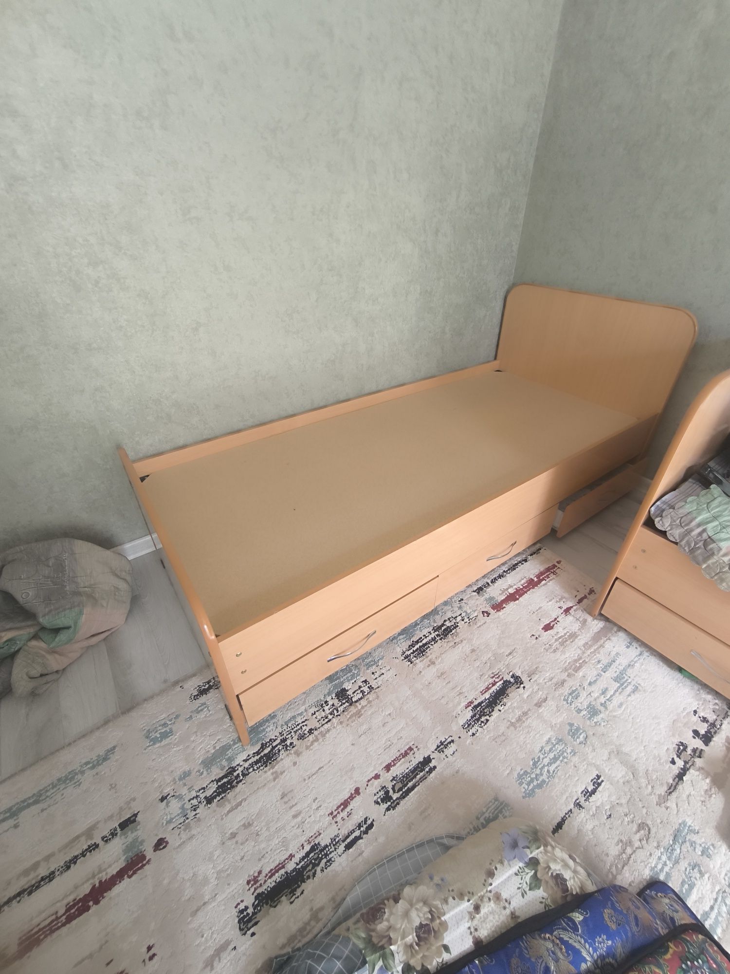 Krovat 400 Минг 1 таси