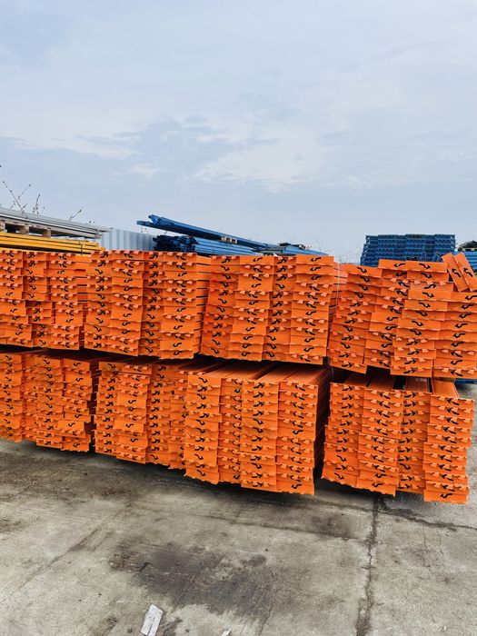 Rafturi metalice 672x891