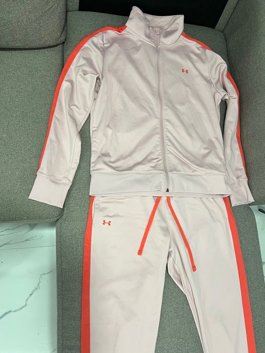 Дамски екип UNDER ARMOUR