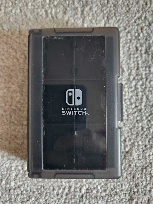 Hori Game Card Case за Nintendo Switch - кутия за дискети
