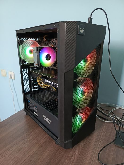 Продам системник с монитором и девайсами