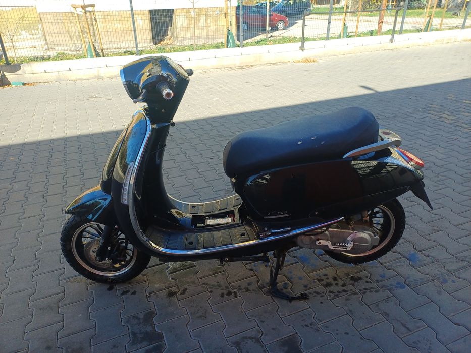 Скутер 50 кубика