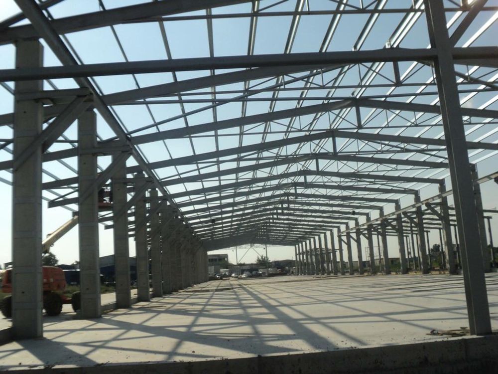 Construcții spații industriale