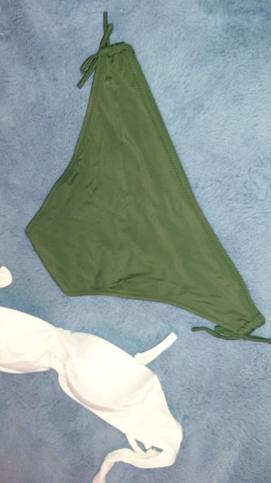 Costum de baie marimea S, doua piese
