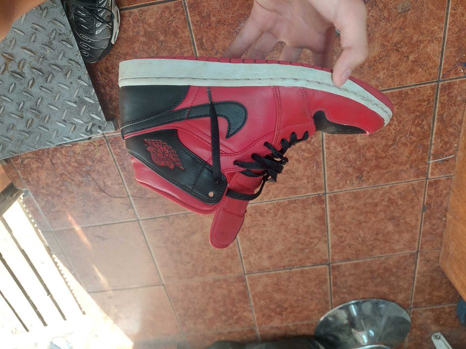 Jordan 1 mid оригинални