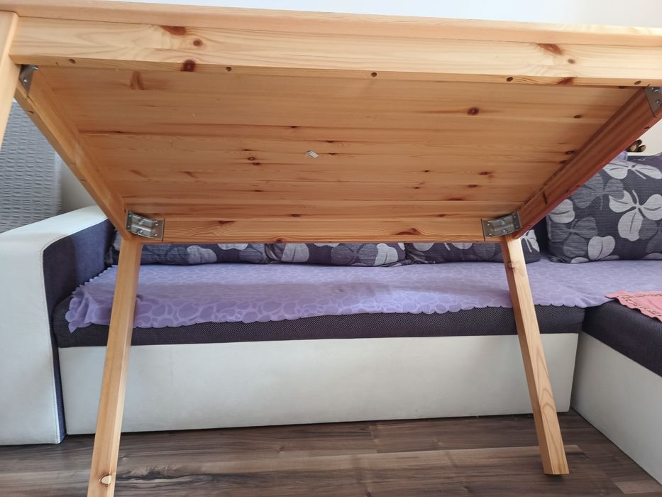 Трапезна маса за кухня