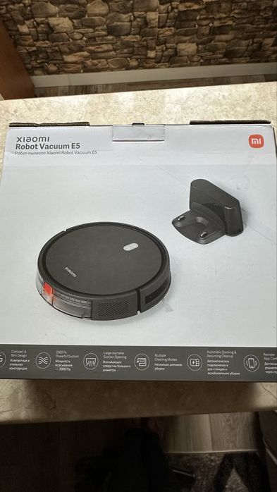 Продам робот пылесос