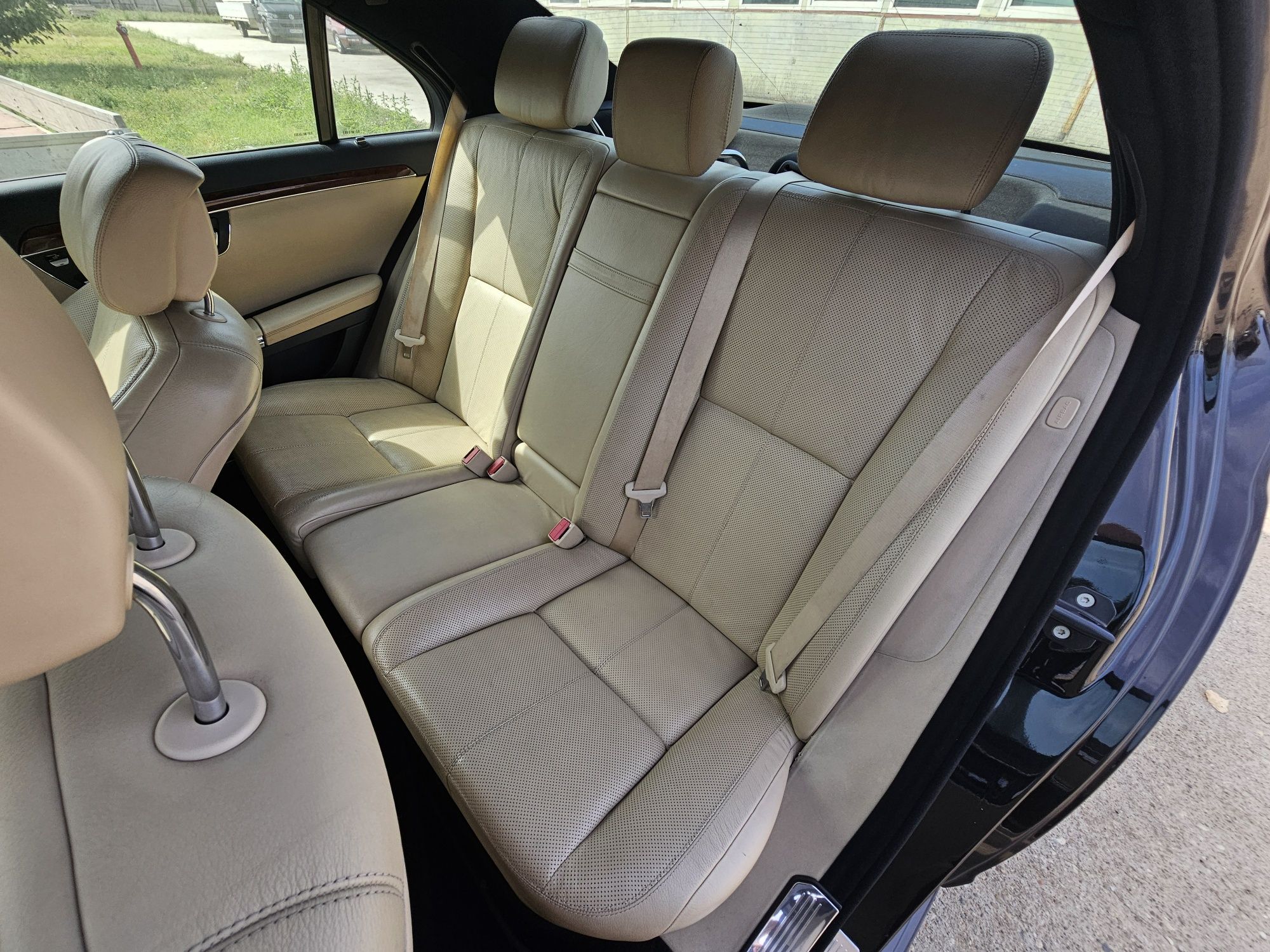 Vând Mercedes S350 , 2006 , benzină 3.5 , 272 cp , import Germania