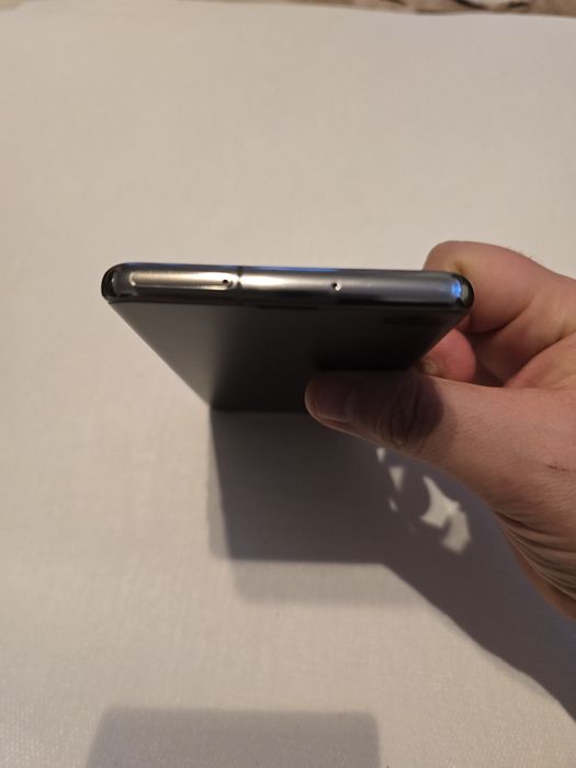 Vând Samsung S10 plus 128GB/8GB RAM Prism Black