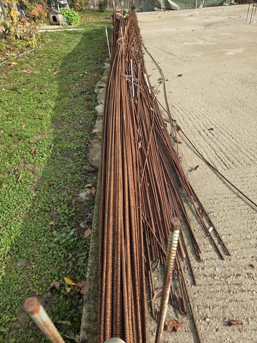 Bare de fier și etrieri