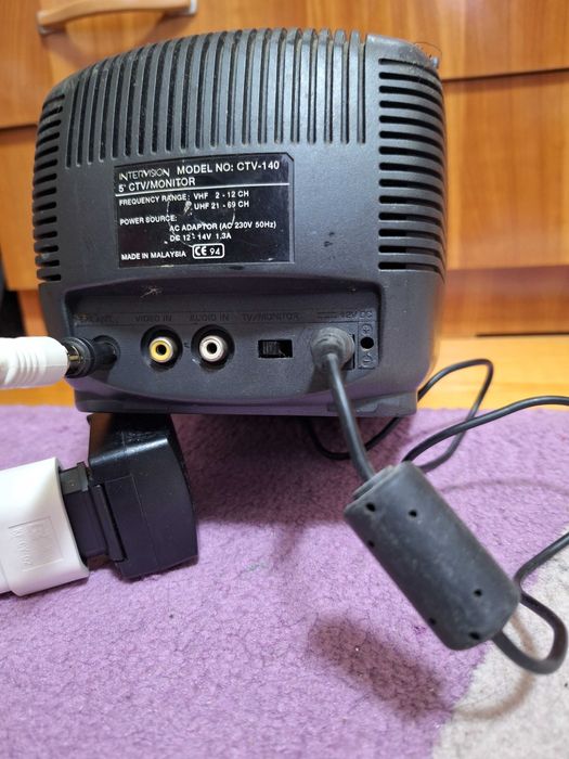 mini Televizor color portabil auto la 12V INTERVISION CTV-140 5'