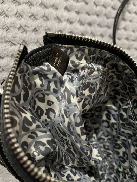 Coach малка лачена чанта