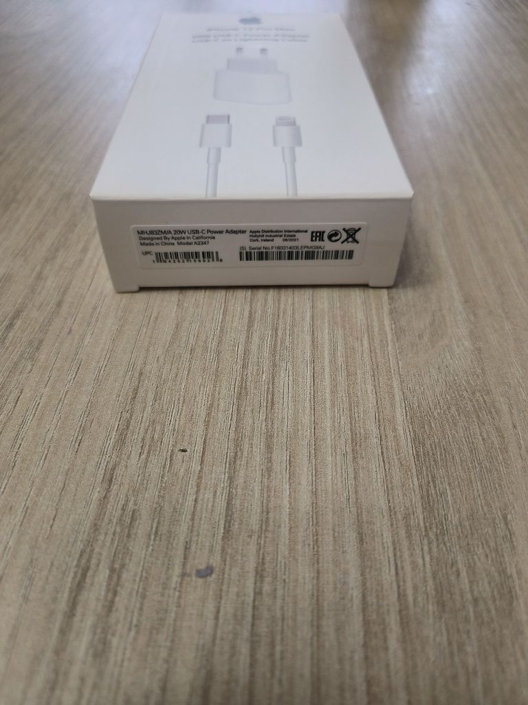 Incarcator & Cablu Apple 20W iPhone 12,13,14 Pro Max etc Original Nou