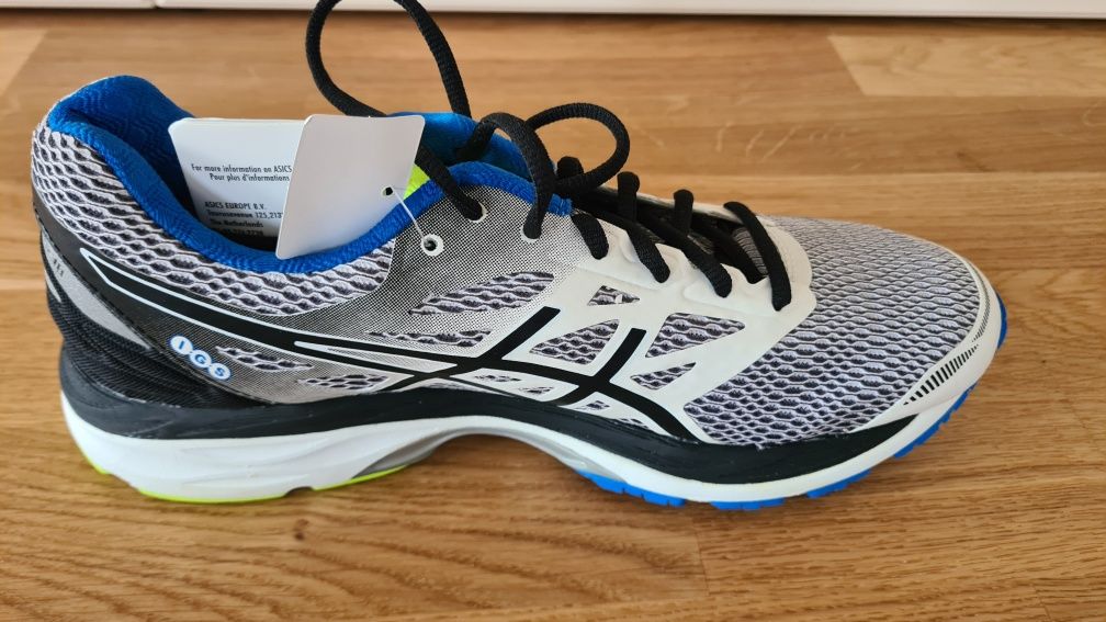 Asics Cumulus Gel  41.5 26cm