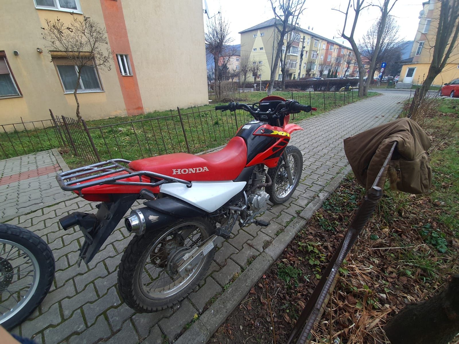 Vând Honda XR 125 cu acte