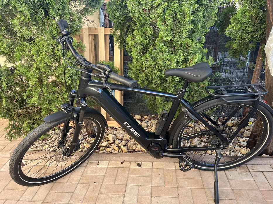 Bicicleta electrica Cube kathmandu exc 750w
