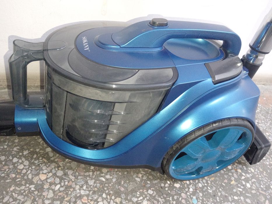 Продаётся пылесос