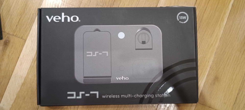 Безжична зарядна станция Veho DS-7 Qi, НОВА 220 лв. - 4 порта, черна