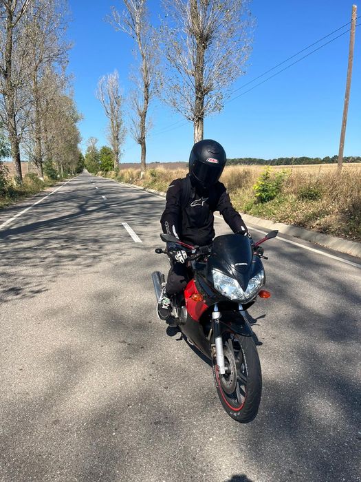 HONDA CBR125 JC34 2004 (nu yzf ,ktm,mt ,cbf,cb,ybr)