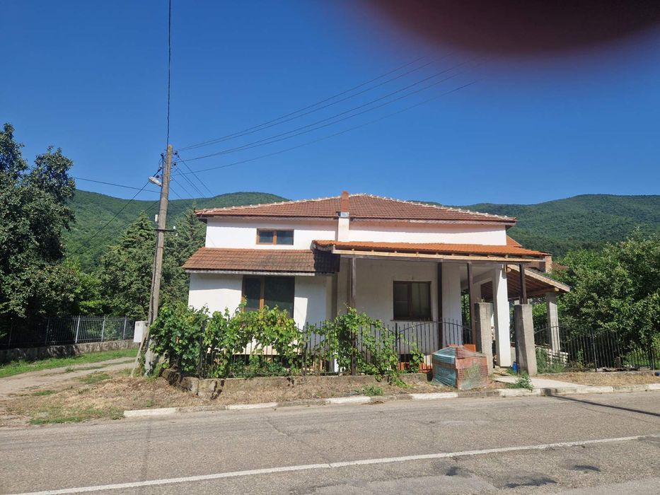 Продава се Къща в с. Меляне, Област Монтана - 250 кв.м за 378 €/кв.м - Снимка #2