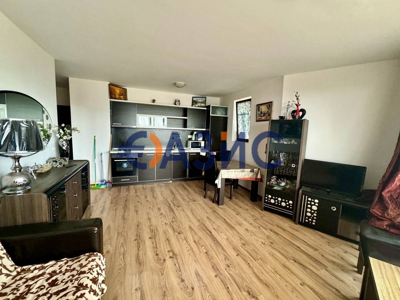 Продава се Тристаен апартамент в Свети Влас - 124 кв.м за 1076 €/кв.м - Снимка #3