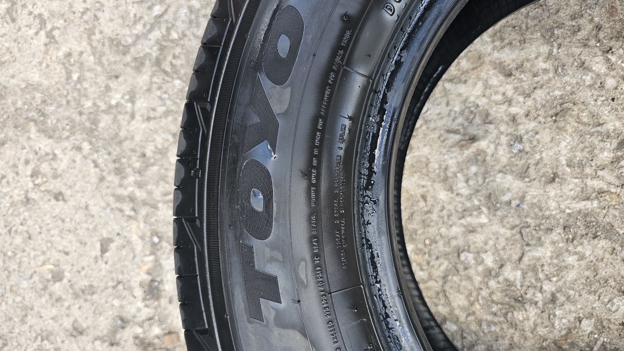 Бусови гуми 235 65 R16C летни 4 броя