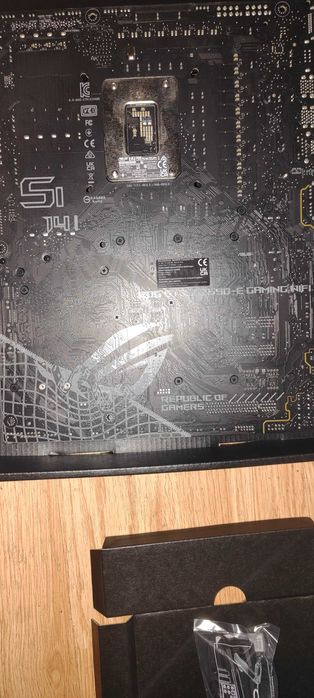 ASUS Strix Z690E Gaming Wifi