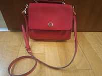 Червена чанта Tommy Hilfiger