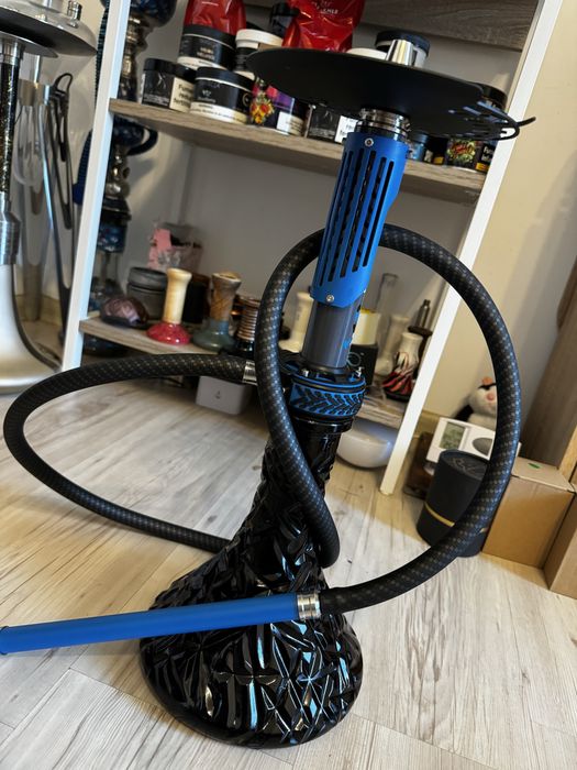 Oferta speciala!!Narghilea El Bomber 4X4 pe albastru pret minim!!