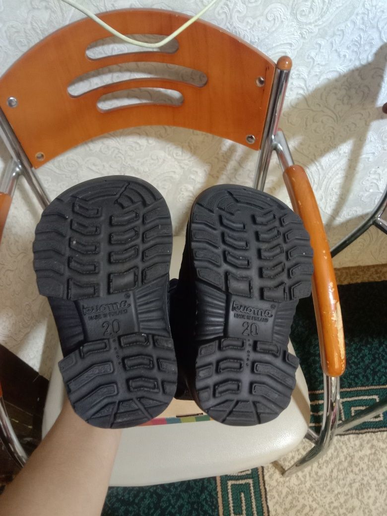Детские сапоги новые