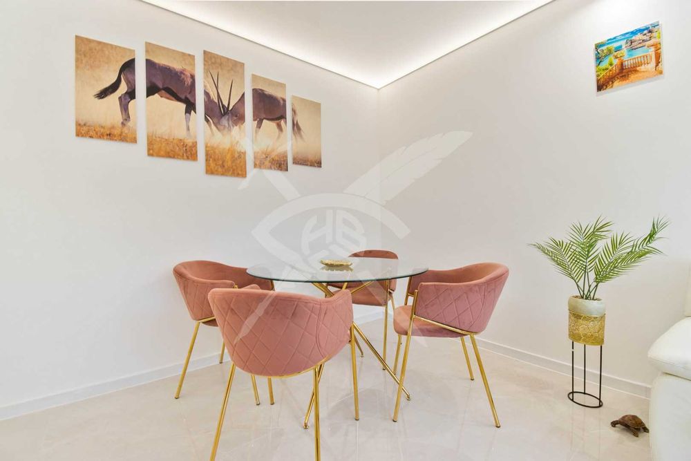 Продава се Двустаен апартамент в София, Надежда 2 - 56 кв.м за 2822 €/кв.м - Снимка #2