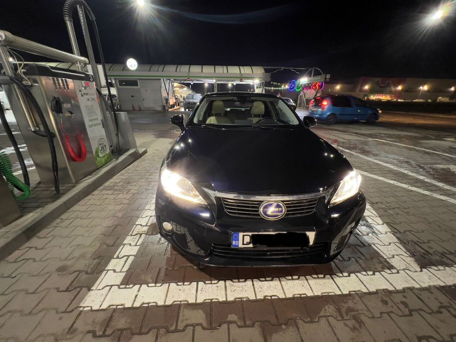 Vand Lexus ct 200h.
