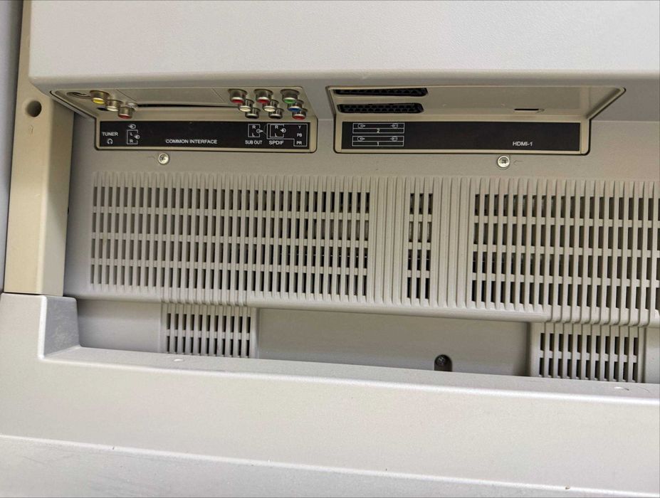 43 tali Acoustic Solutions Televizori sotiladi Germaniyadan kelgan.